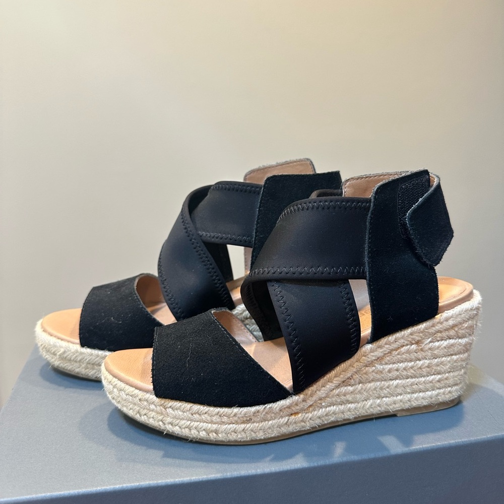 Women's Black Wedge Sandals Moda Spana Size 6